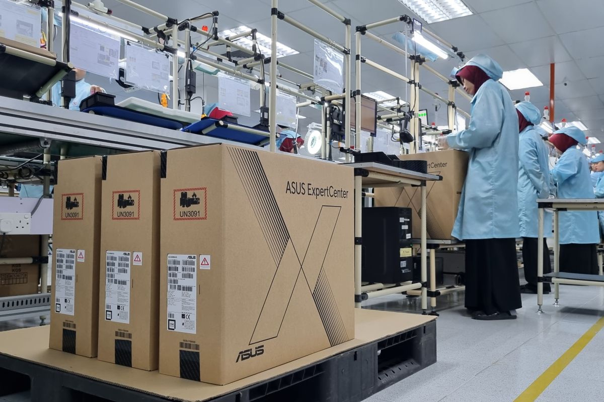 ASUS-Indonesia-ExpertCenter-AiO-Assembly-2