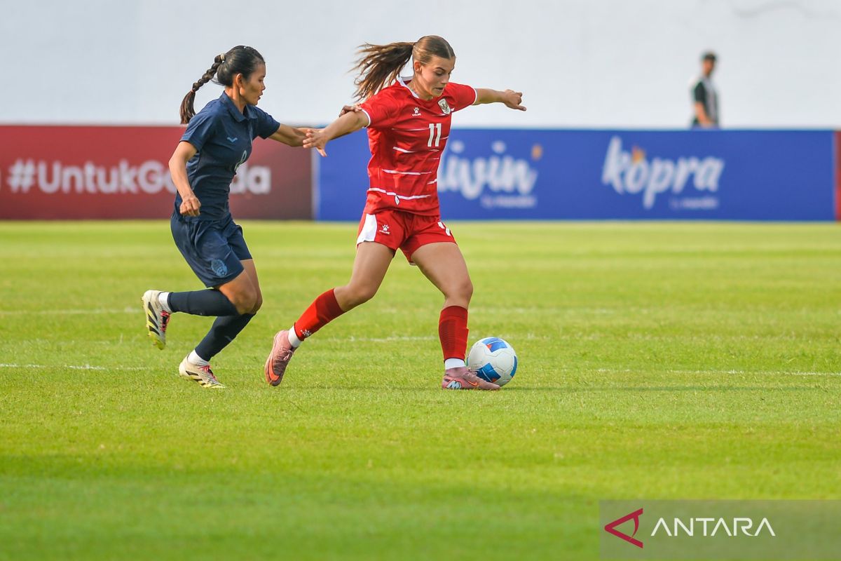 timnas-sepakbola-putri-indonesia-melawan-kamboja-2802529