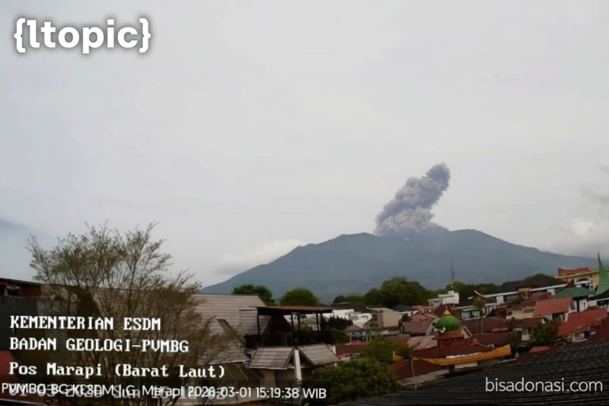 Gunung Marapi semburkan abu vulkanik setinggi 1.500 meter
