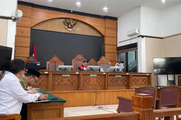 hakim-praperadilan-ingatkan-kubu-gus-yaqut-dan-kpk-persidangan-ini-tidak-ada-transaksional-jle