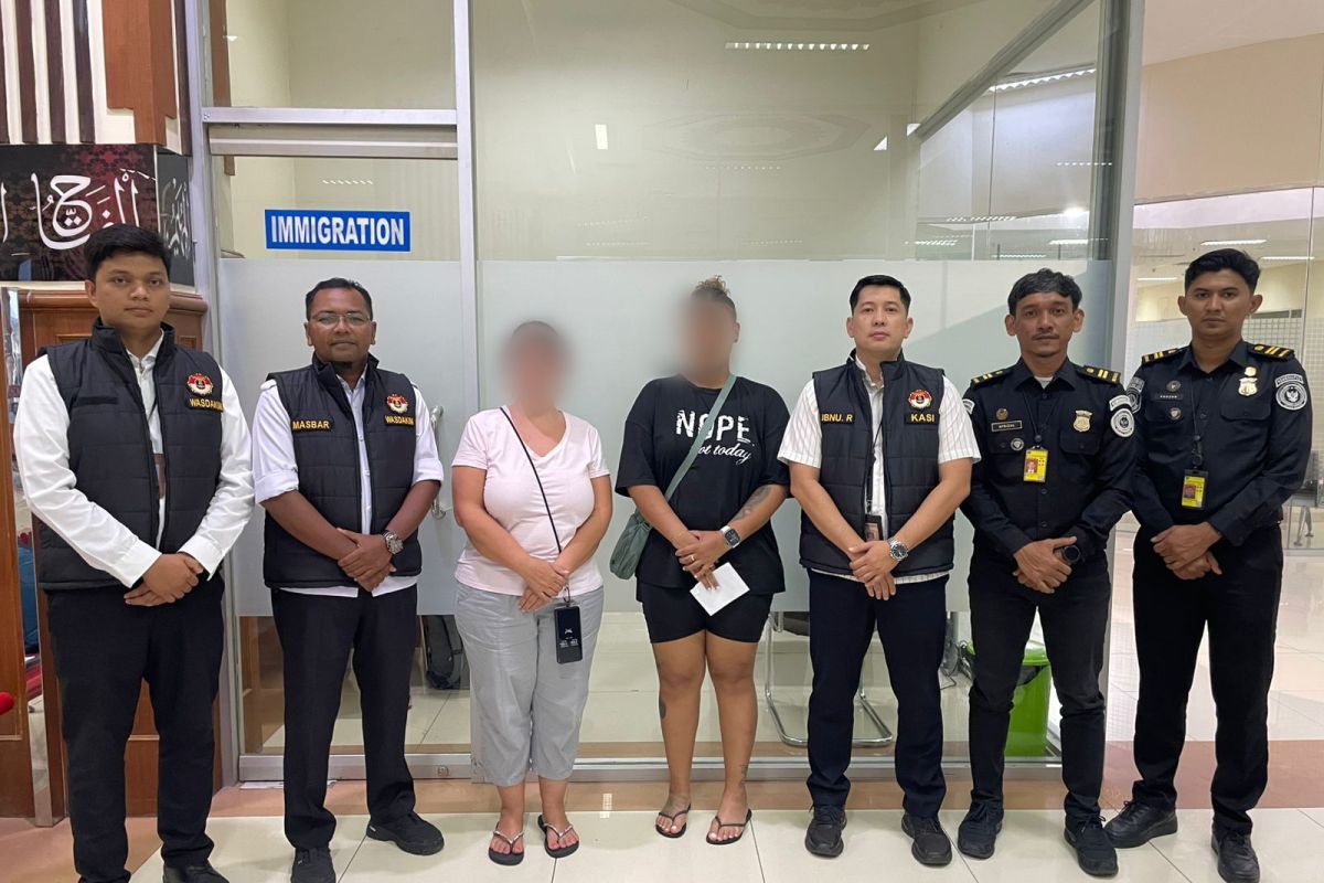 Imigrasi Sabang – Aceh deportasi WNA asal empat negara berbeda
