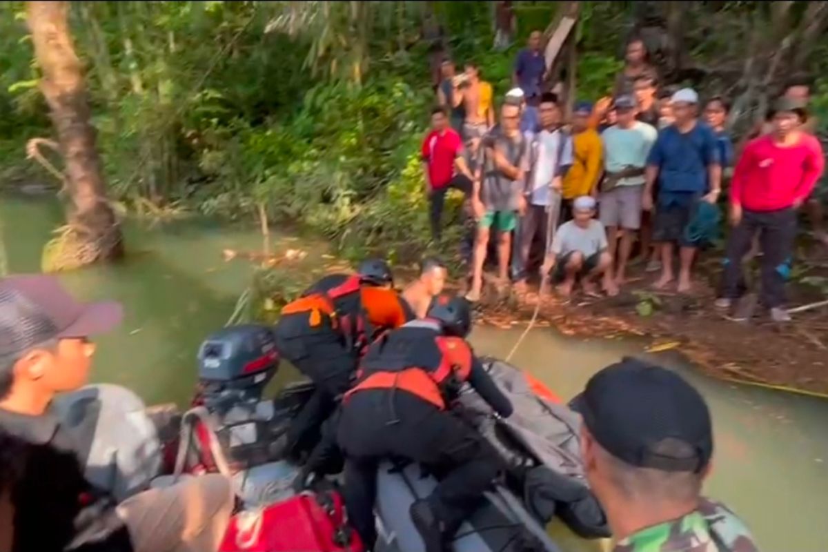 Mengatasi Masalah: Tim SAR temukan korban hilang di Air Terjun Nanas Lombok Barat
