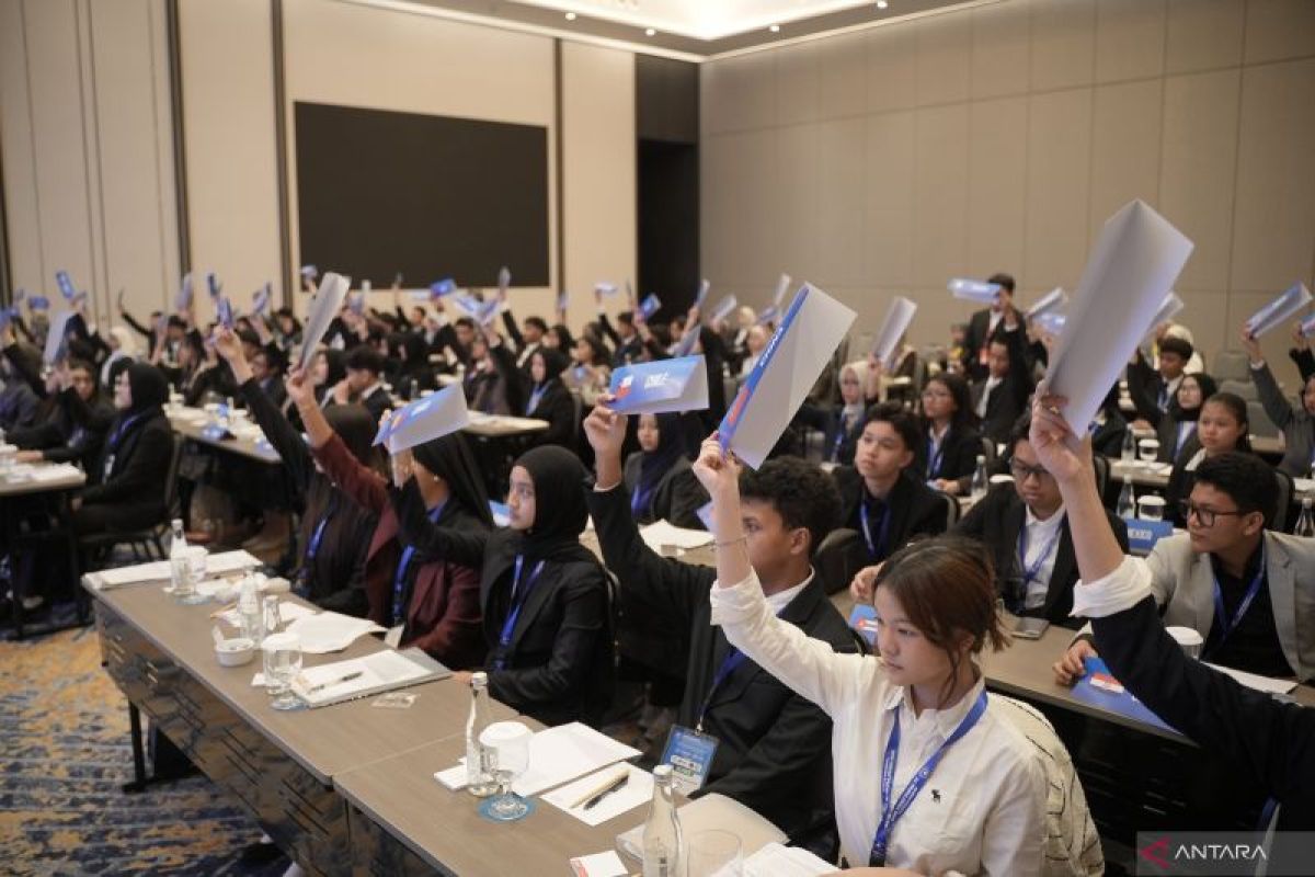 Pembahasan Penting: 200 siswa belajar berdiplomasi pada AYIMUN Presents Al-Muhajirien MUN