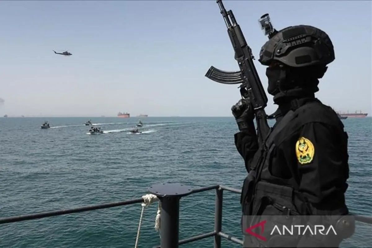 Berita Penting: Pelayaran di Selat Hormuz langsung terhenti usai AS umumkan blokade