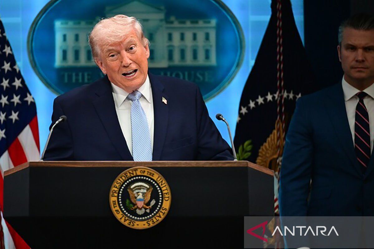 Strategi Penting: Trump mencaci Paus Leo karena kritik tindakan AS di Iran
