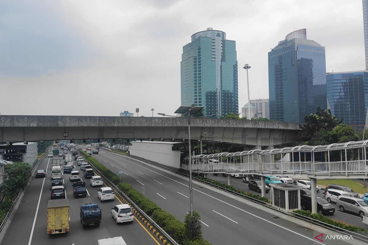 BMKG prakirakan seluruh Jakarta berawan sepanjang hari Sabtu