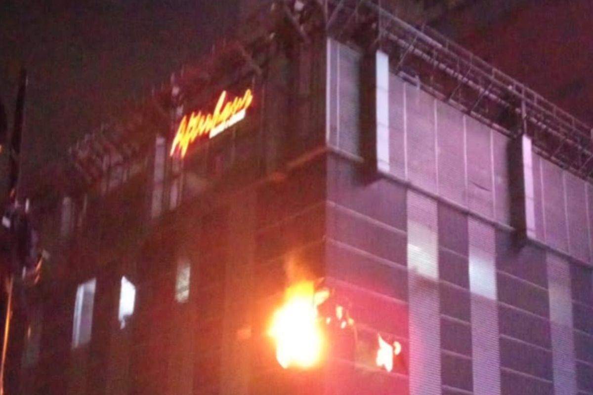 DKI kemarin – kebakaran Poins Square Mall hingga penerapan “eco kurban”