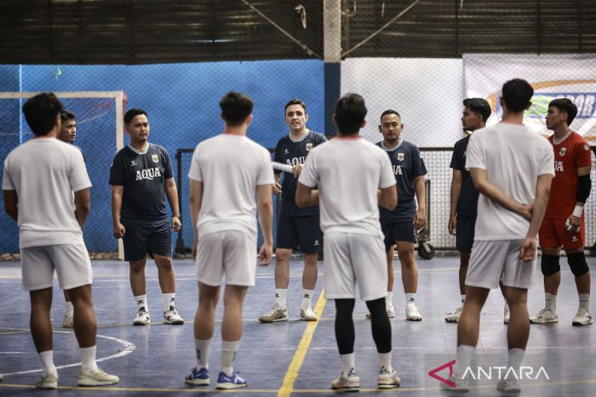Visit Agenda: Hector terus dorong batas kemampuan timnas hadapi Copa del Mundo