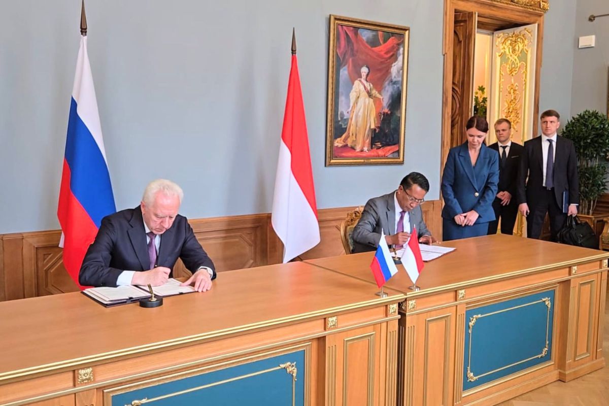 Topics Covered: Menkum RI-Jaksa Agung Rusia teken kerja sama pertukaran info hukum