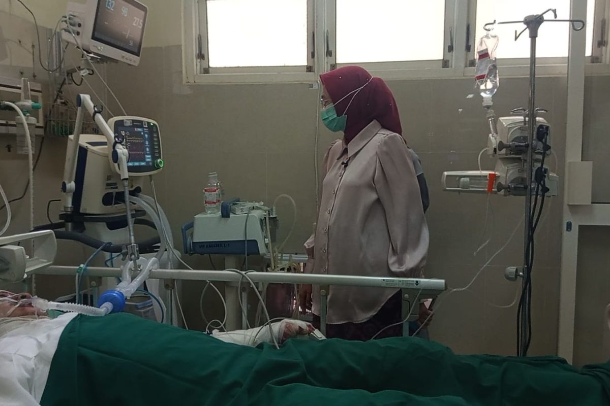 Penambang pasir tertimbun material APG Semeru dirawat di RSUD Haryoto
