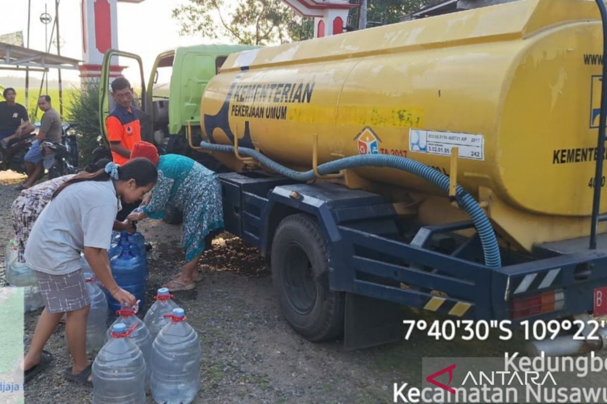 BNPB: Ribuan liter air dipasok atasi kekeringan di Jabar dan Jateng