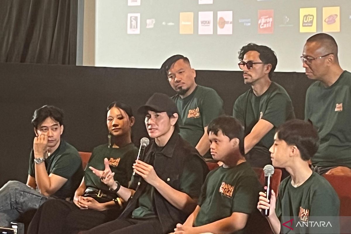 Special Plan: Vino G Bastian cerita pemeran berkebutuhan khusus di film Tanah Runtuh