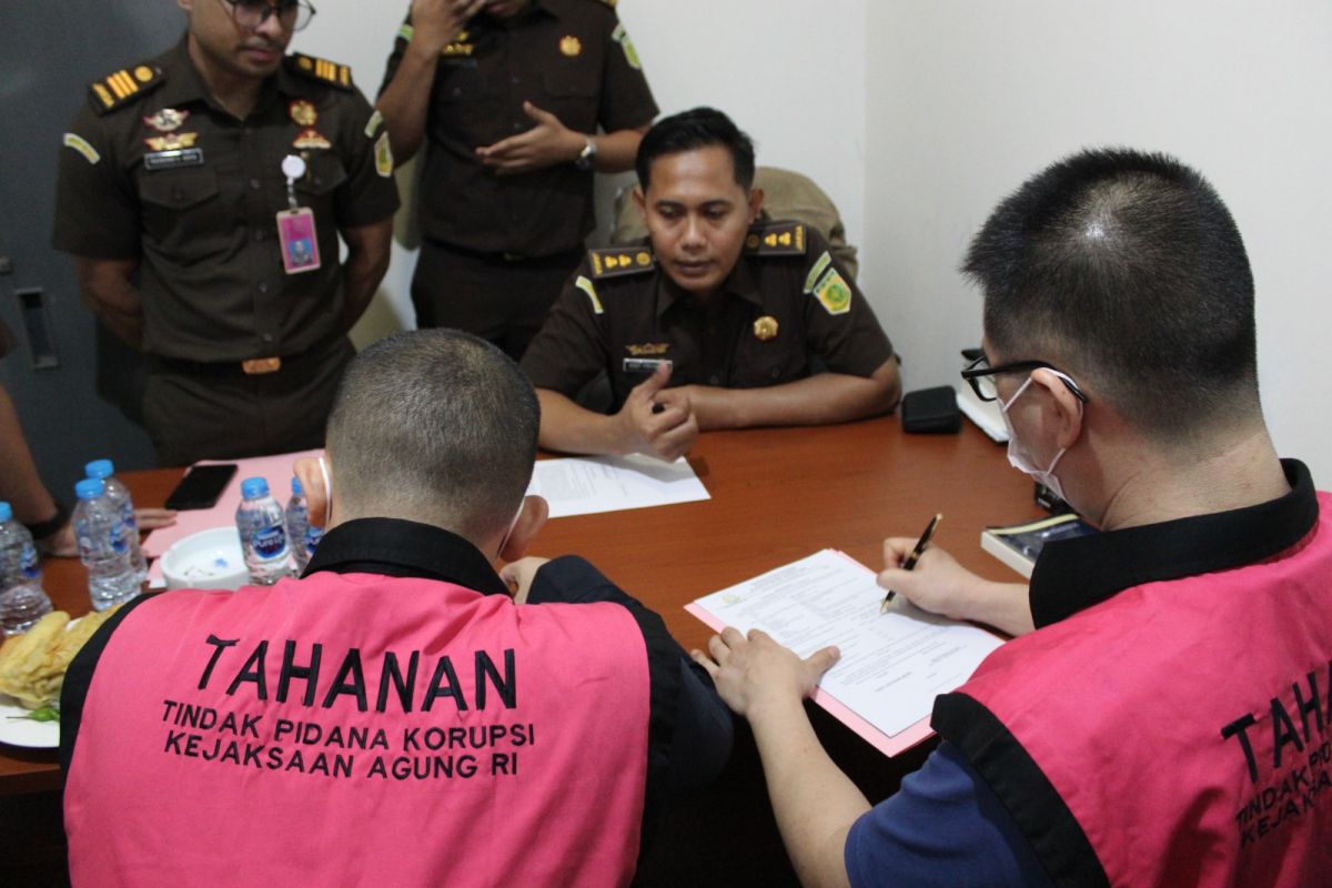 Key Strategy: Kejagung serahkan 11 tersangka korupsi ekspor CPO modus POME ke JPU