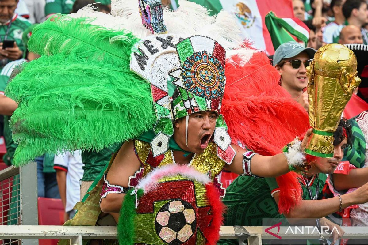 Latest Facts: Aksi suporter Timnas Meksiko