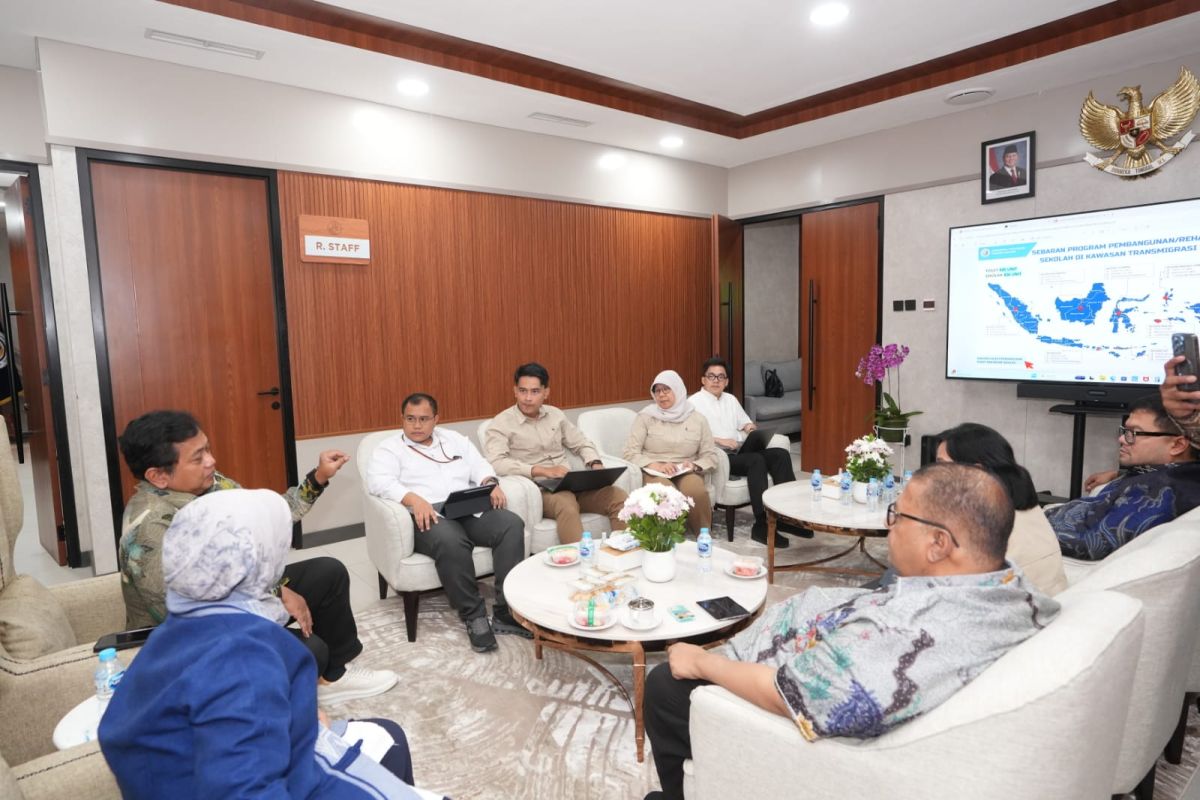 Latest Program: Kementrans ajak Kemendikdasmen sinergikan program TEP-Relawan Mengajar