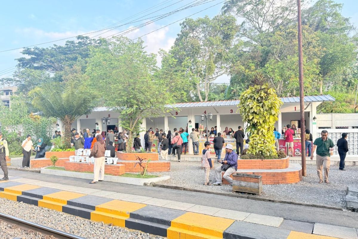 New Policy: Dari Bekal sampai Oleh-Oleh, Perjalanan Weekend dengan Kereta Api Hidupkan Pedagang Kecil