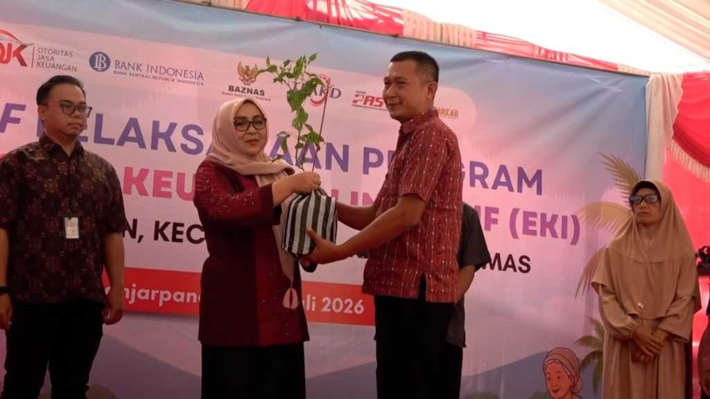 AB_DESA-EKI-BANYUMAS-PERLUAS-AKSES-LAYANAN-KEUANGAN-PEMERATAAN-EKONOMI