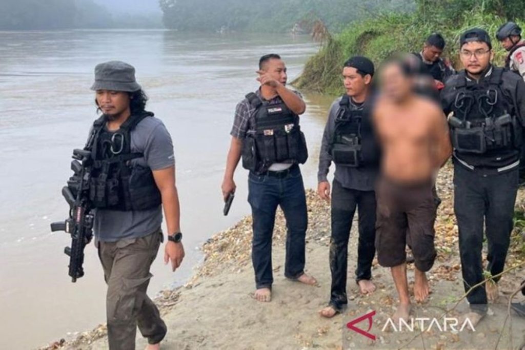 Kapolda-Tim-gabungan-ringkus-terduga-penyerang-polisi-di-Katingan