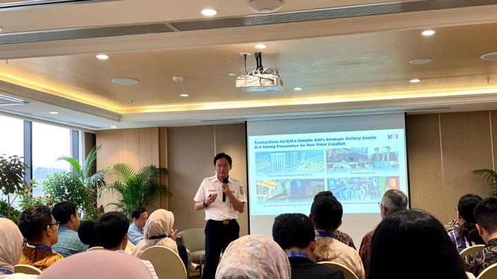 Dirut KAI di SBM ITB Industrial Summit 2026: Empat Mesin Pertumbuhan Disiapkan Menuju 2045