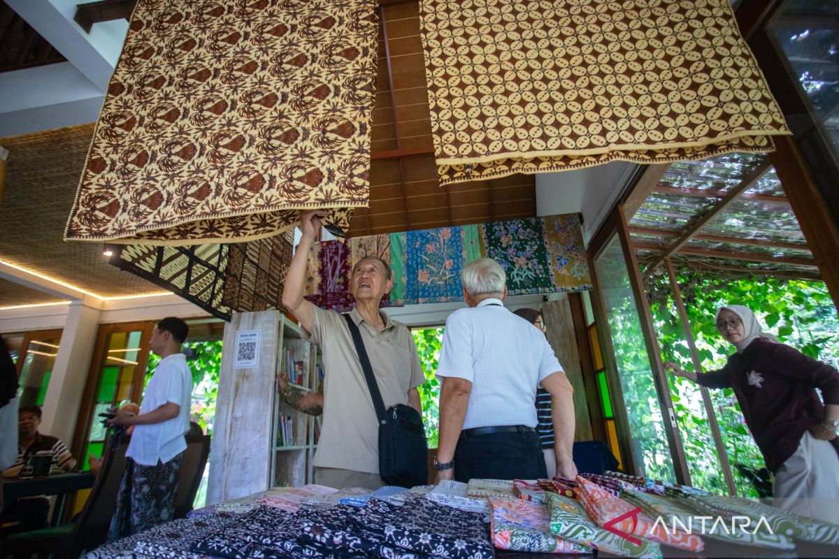 hidupkan-ekonomi-desa-dengan-wisata-kreatif-2769383