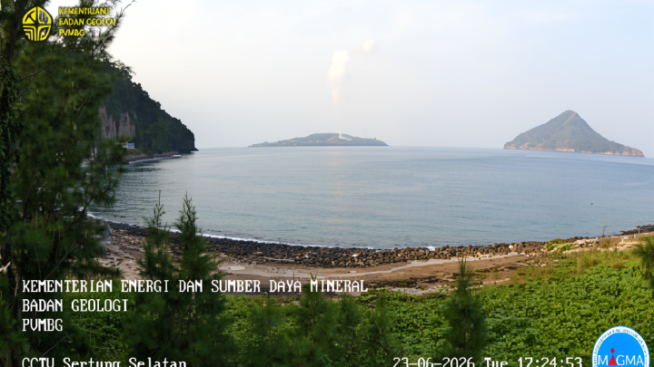 BKSDA Lampung larang aktivitas di zona konservasi Anak Krakatau