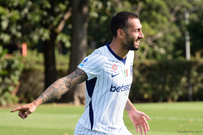 Gol cepat Hakan Calhanoglu bawa Inter Milan menang 1-0 atas Cagliari